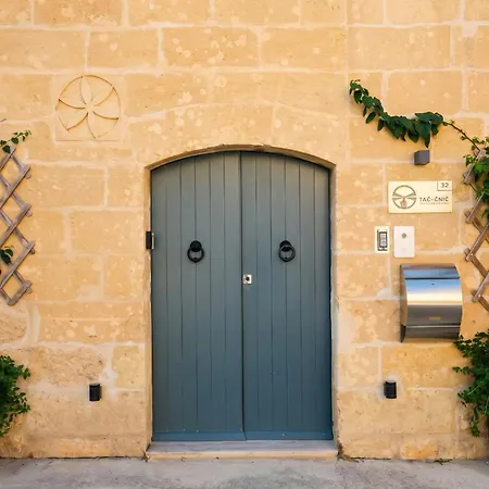 Apartament Tac-Cnic Heritage Living Luxury 1Br Suite With Rooftop Jacuzzi & Gozo Views *